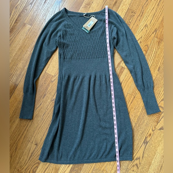 💕💗💕NWT Prana Slimming Long Sleeve Grey Zora Sweater Dress Size Medium💕💗💕 - Picture 9 of 11